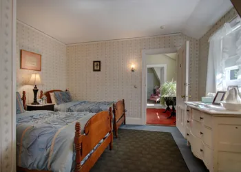 Old Corner Inn hotel thumbnail 8