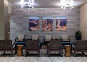 La Quinta Inn & Suites by Wyndham Holbrook Petrified Forest hotel thumbnail 6