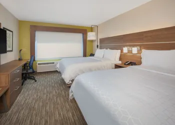 Holiday Inn Express & Suites Chico by IHG hotel thumbnail 8