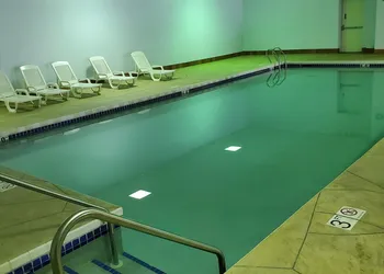 Northern Lights Inn hotel thumbnail 6
