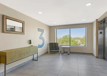 Best Western Plus Executive Residency Phoenix North Happy Valley hotel thumbnail 4