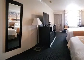 Days Inn by Wyndham Winnemucca hotel thumbnail 7