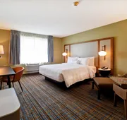 Fairfield Inn & Suites by Marriott Milwaukee North hotel detail image 3