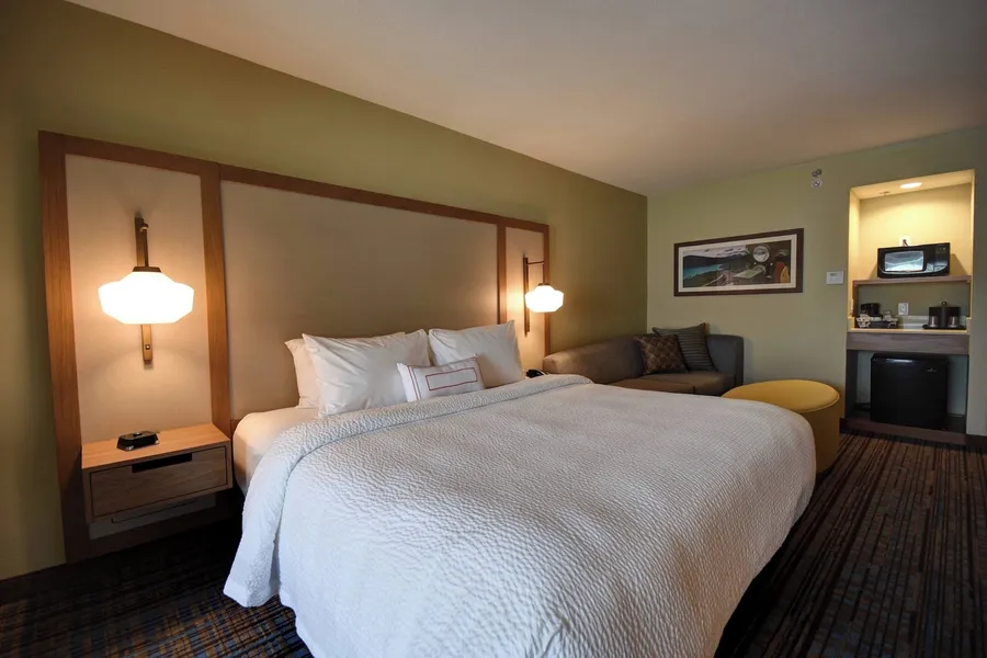 Fairfield Inn & Suites by Marriott Milwaukee North hotel detail image 6