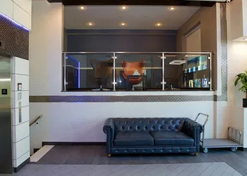 7 Days Hotel Bronx hotel thumbnail 4