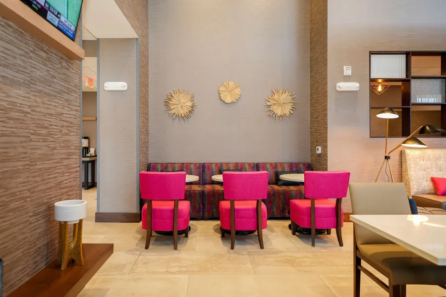 Hampton Inn & Suites Aurora South Denver hotel detail image 6