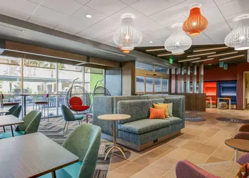 Tru By Hilton Lathrop, CA hotel thumbnail 4