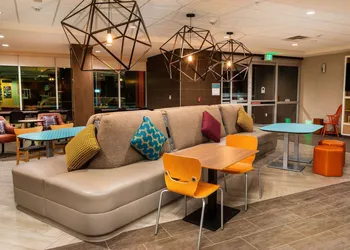 Home2 Suites by Hilton Bakersfield hotel thumbnail 3