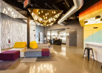 Aloft Austin Airport hotel thumbnail 4