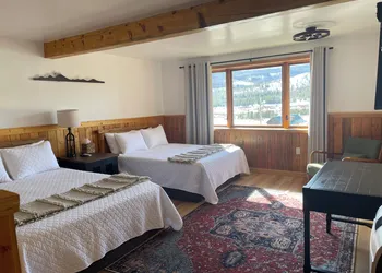 Lava Mountain Lodge hotel thumbnail 4