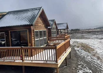 Lava Mountain Lodge hotel thumbnail 6
