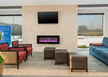 Comfort Suites DeSoto Dallas South hotel thumbnail 3