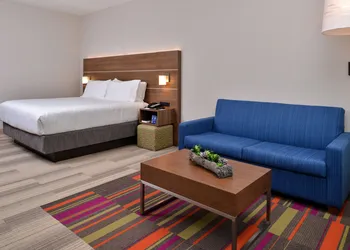 Holiday Inn Express & Suites Moundsville by IHG hotel thumbnail 6
