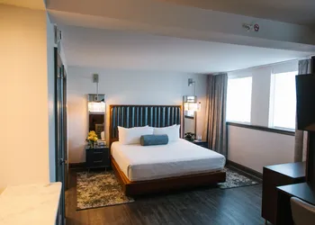 The Hotel Legends hotel thumbnail 6
