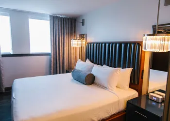 The Hotel Legends hotel thumbnail 7