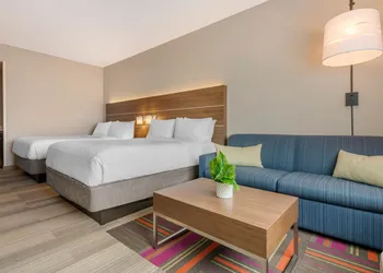 Holiday Inn Express & Suites Ruskin by IHG hotel thumbnail 8