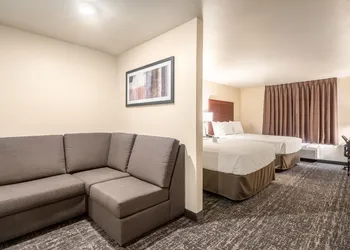 Cobblestone Hotel & Suites - Two Rivers hotel thumbnail 7