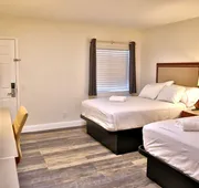 Travelodge by Wyndham Crescent City hotel detail image 7
