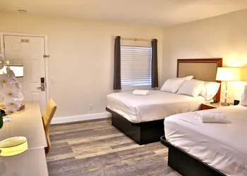 Travelodge by Wyndham Crescent City hotel thumbnail 7