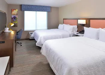 Lakeville Inn hotel thumbnail 2