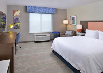 Lakeville Inn hotel thumbnail 3