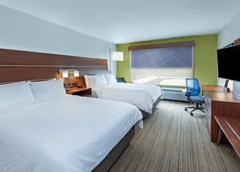 Holiday Inn Express & Suites Parsons by IHG hotel thumbnail 6