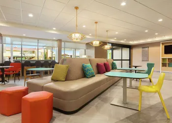 Home2 Suites by Hilton Portland Airport OR hotel thumbnail 5