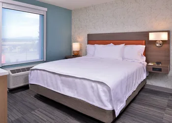 Home2 Suites by Hilton Portland Airport OR hotel thumbnail 8