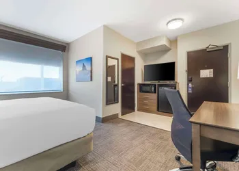 Comfort Inn Portales hotel thumbnail 7
