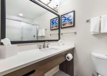 Comfort Inn Portales hotel thumbnail 8