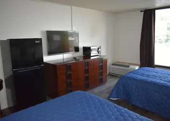 USA Economy Lodge hotel thumbnail 7