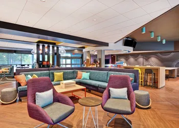 Tru by Hilton Middletown hotel thumbnail 5