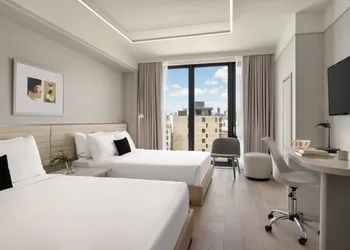 Hotel Indigo Williamsburg - Brooklyn by IHG hotel thumbnail 3