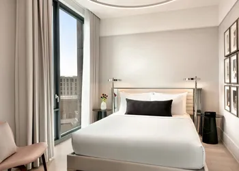 Hotel Indigo Williamsburg - Brooklyn by IHG hotel thumbnail 6