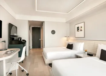 Hotel Indigo Williamsburg - Brooklyn by IHG hotel thumbnail 8
