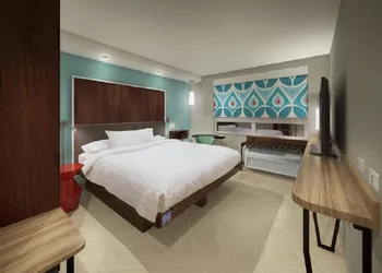 Tru by Hilton Oklahoma City NW Expressway hotel thumbnail 5