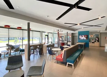 avid hotels Beaumont by IHG hotel thumbnail 8