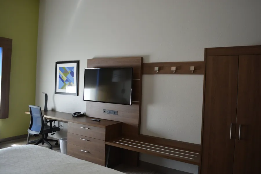 Holiday Inn Express & Suites Liberal by IHG hotel detail image 6