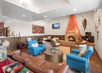 Bluff Dwellings Resort hotel thumbnail 4