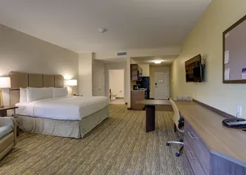 Candlewood Suites Safety Harbor - Clearwater NE by IHG hotel thumbnail 3