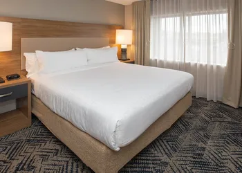 Candlewood Suites Cleveland South - Independence by IHG hotel thumbnail 2