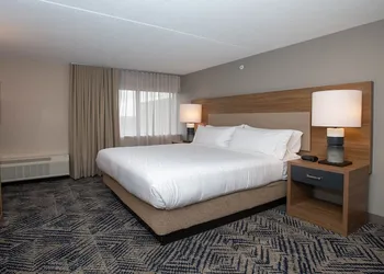 Candlewood Suites Cleveland South - Independence by IHG hotel thumbnail 8