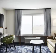 Fairfield Inn & Suites by Marriott Sheboygan hotel detail image 3