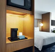 Fairfield Inn & Suites by Marriott Sheboygan hotel detail image 4
