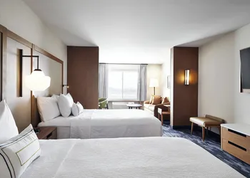 Fairfield Inn & Suites by Marriott Sheboygan hotel thumbnail 5