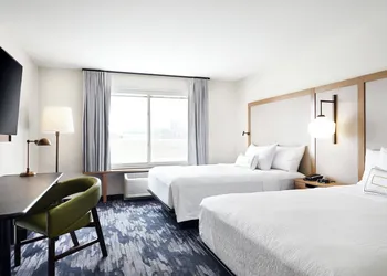 Fairfield Inn & Suites by Marriott Sheboygan hotel thumbnail 7