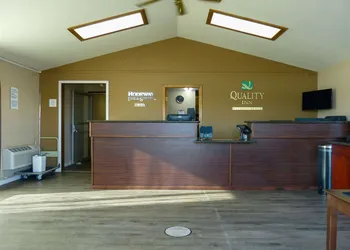Rodeway Inn & Suites Ontario hotel thumbnail 4