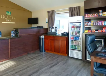 Rodeway Inn & Suites Ontario hotel thumbnail 5