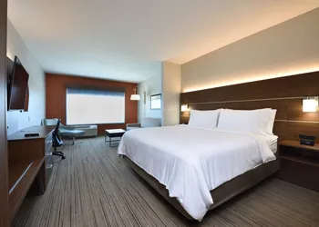 Holiday Inn Express & Suites Spring - Woodlands Area by IHG hotel thumbnail 4