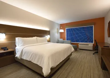 Holiday Inn Express & Suites Spring - Woodlands Area by IHG hotel thumbnail 7